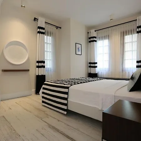 Alpsuites Safran アパート *