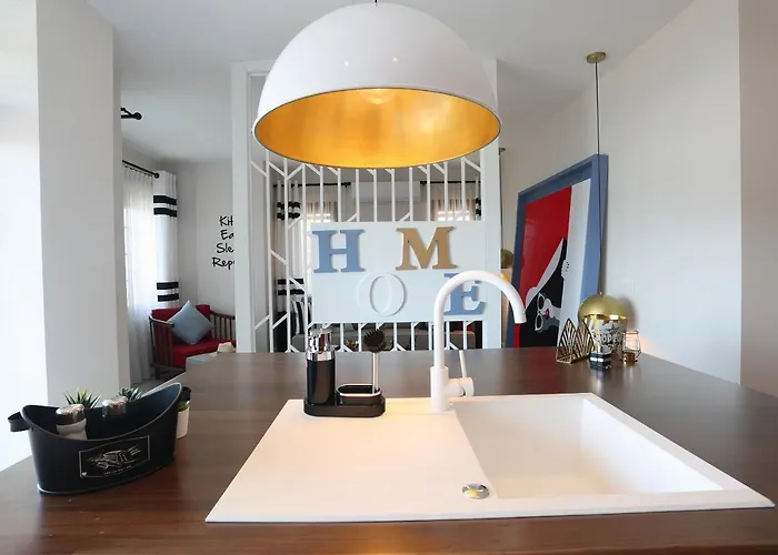 Alpsuites Safran דירה *