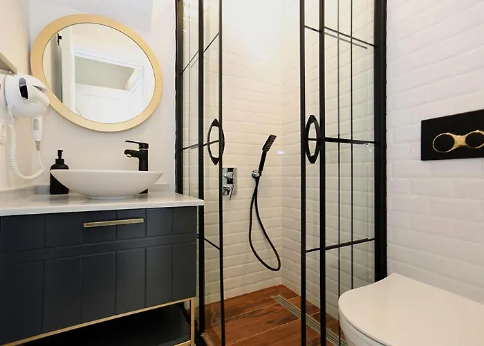 Alpsuites Safran * אקיאקה